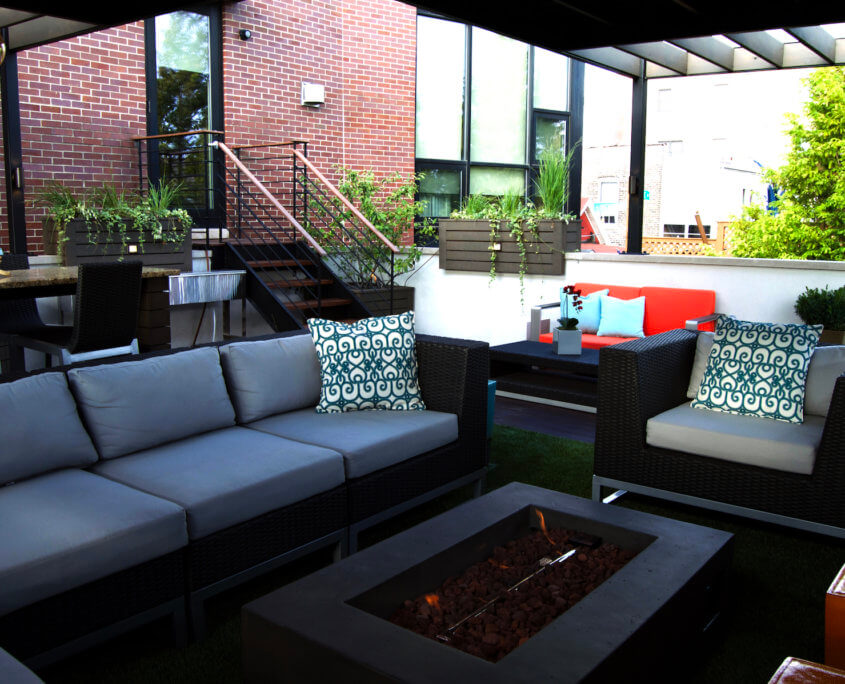 Lounge space and fire pit chicago