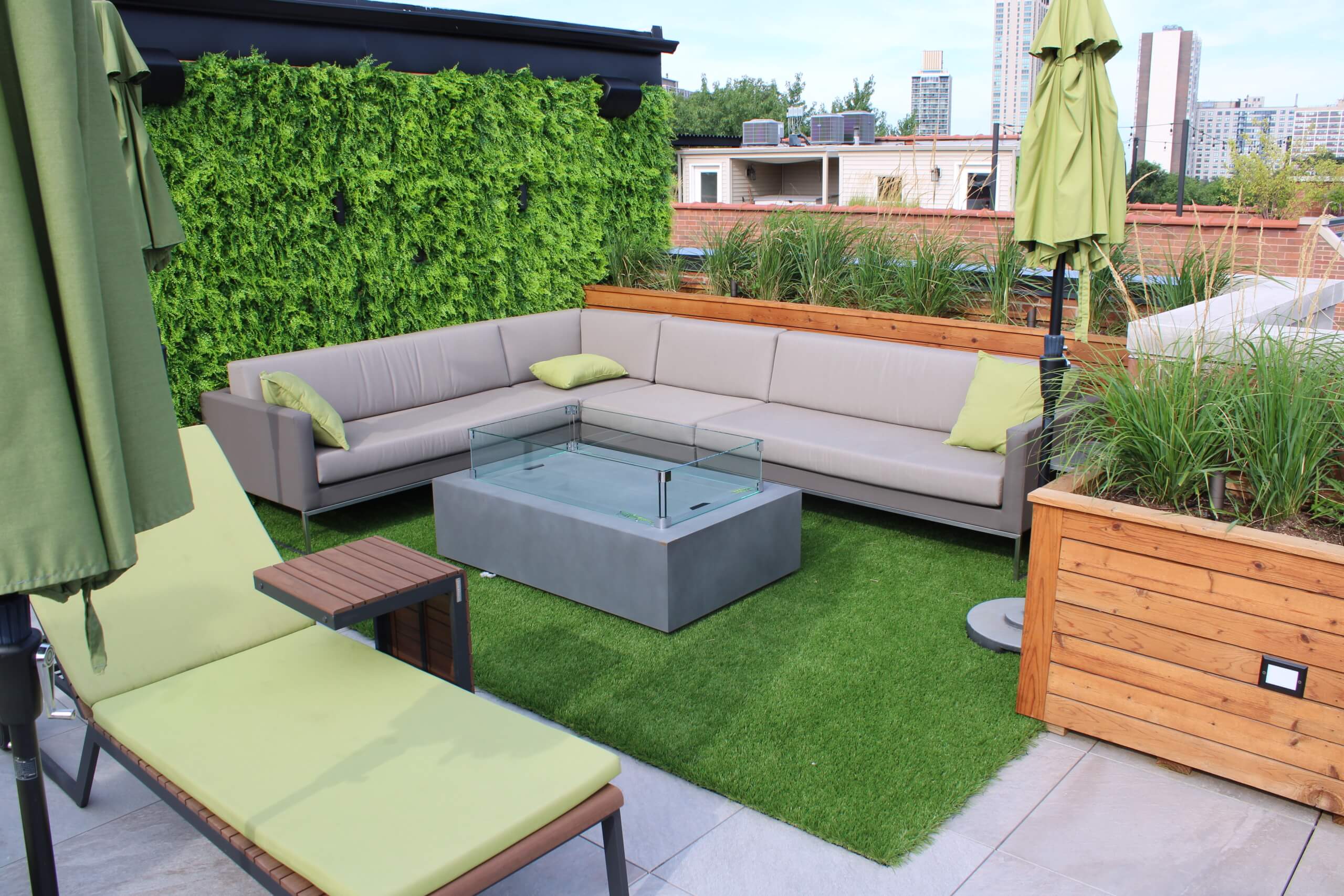 Roof Deck with fire pit and built-in planters lakeview chicago il