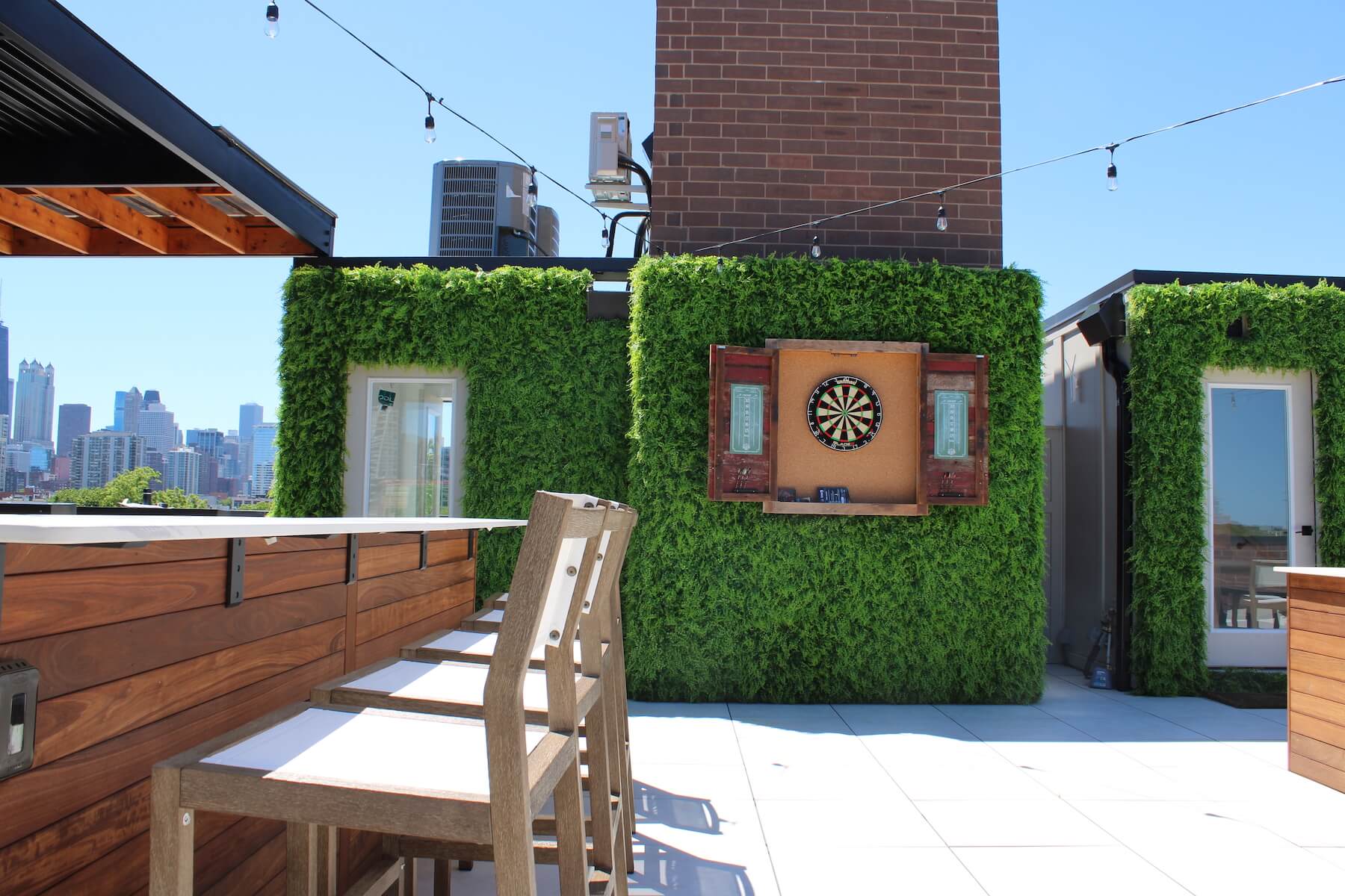Entertainment Rooftop Deck - Old Town, Chicago, IL - Urban Rooftops ...