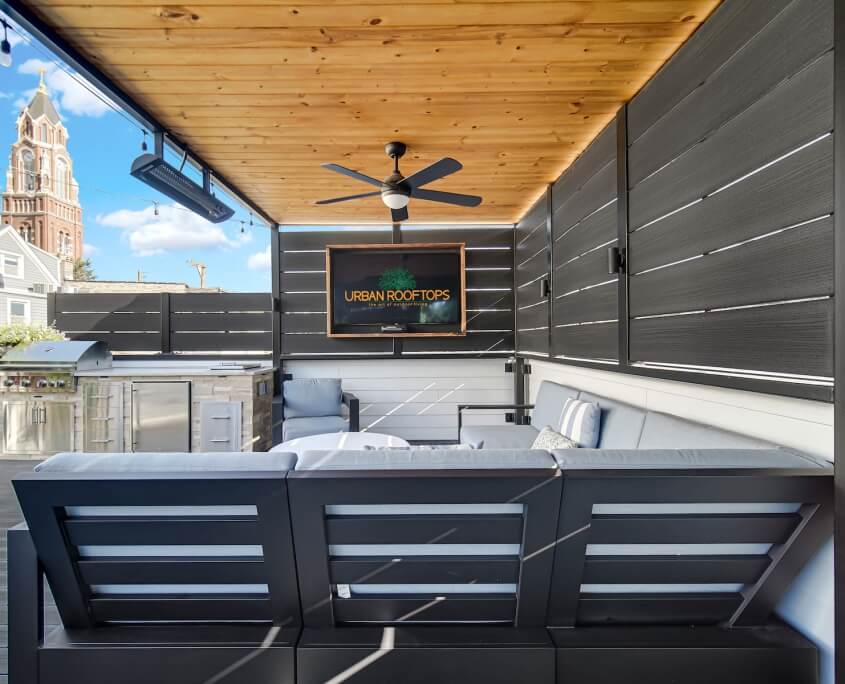 Rooftop Lounge with view